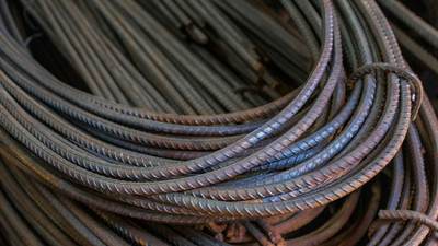 Bundles of ribbed steel reinforcement bars